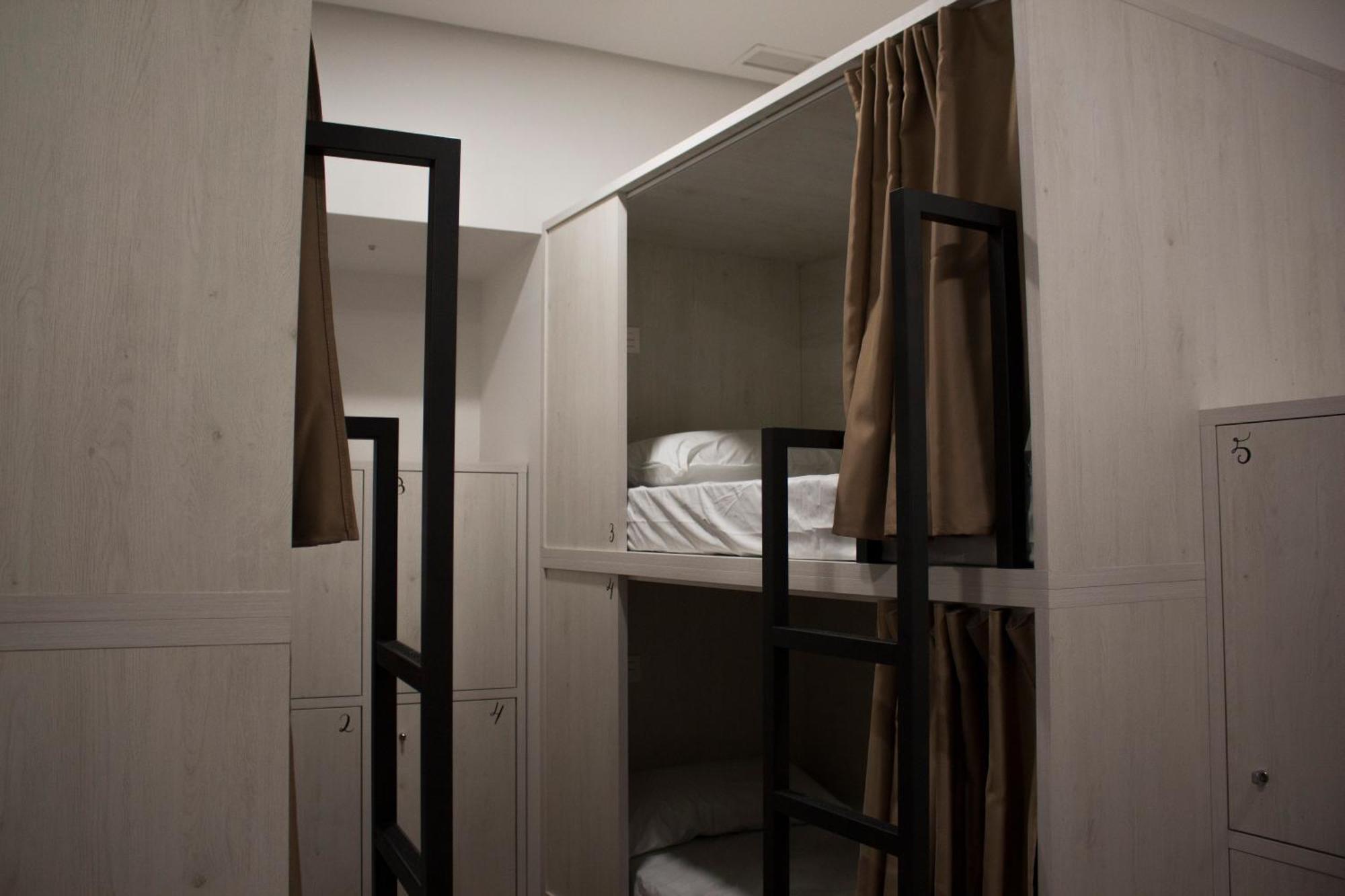 Hostel Quartier Leon Jabalquinto Extérieur photo